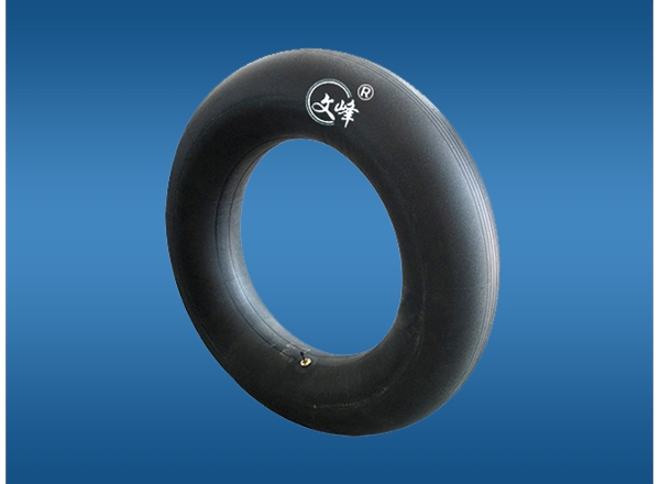 拖拉機驅(qū)動輪胎內(nèi)胎
